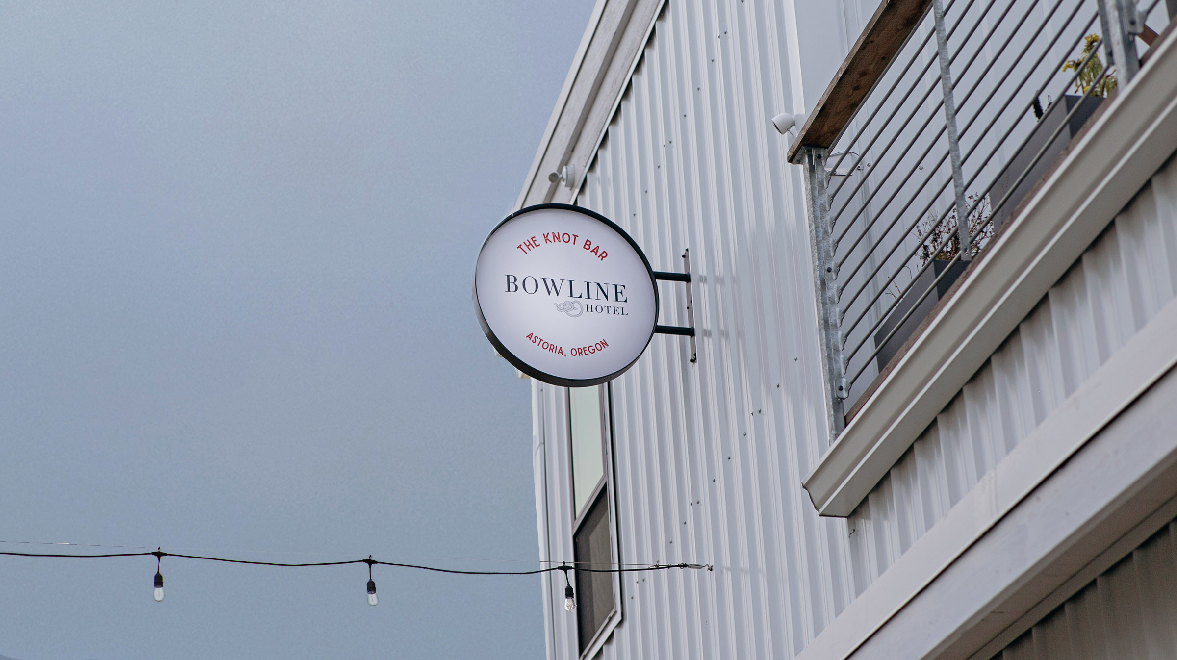 bowline hotel sign design