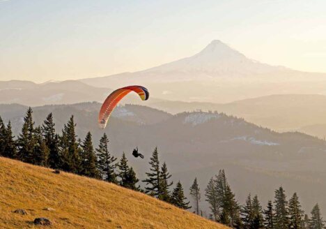 Kite glider near Mt Hood in the Columbia River Gorge